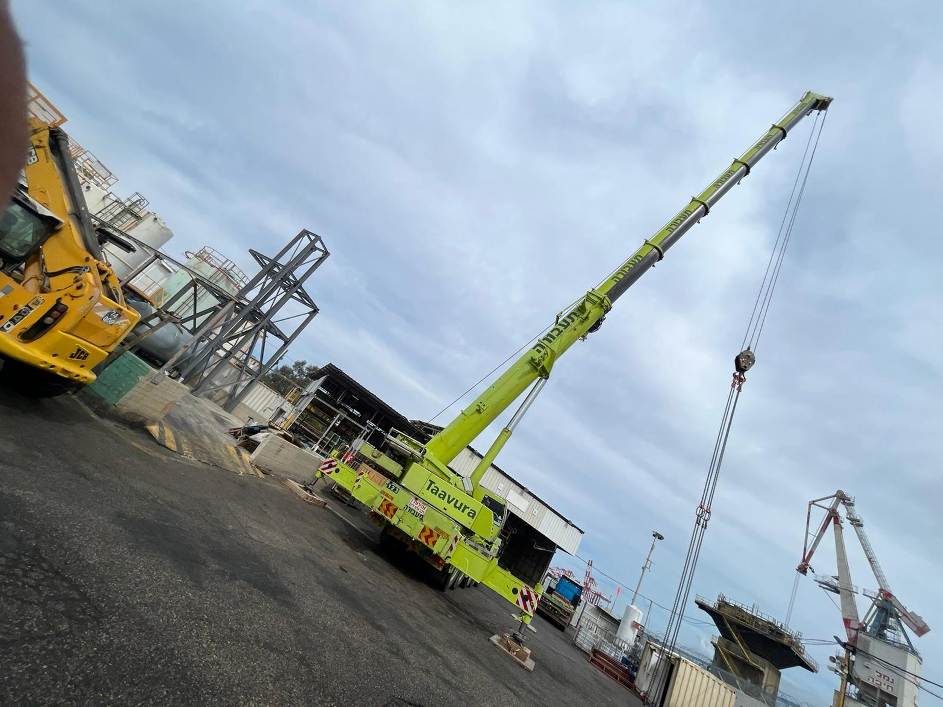 קונסטרוקציה13